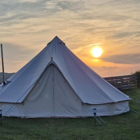 Beautiful 1-Bed Bell Tent In Holyhead Luaran gambar