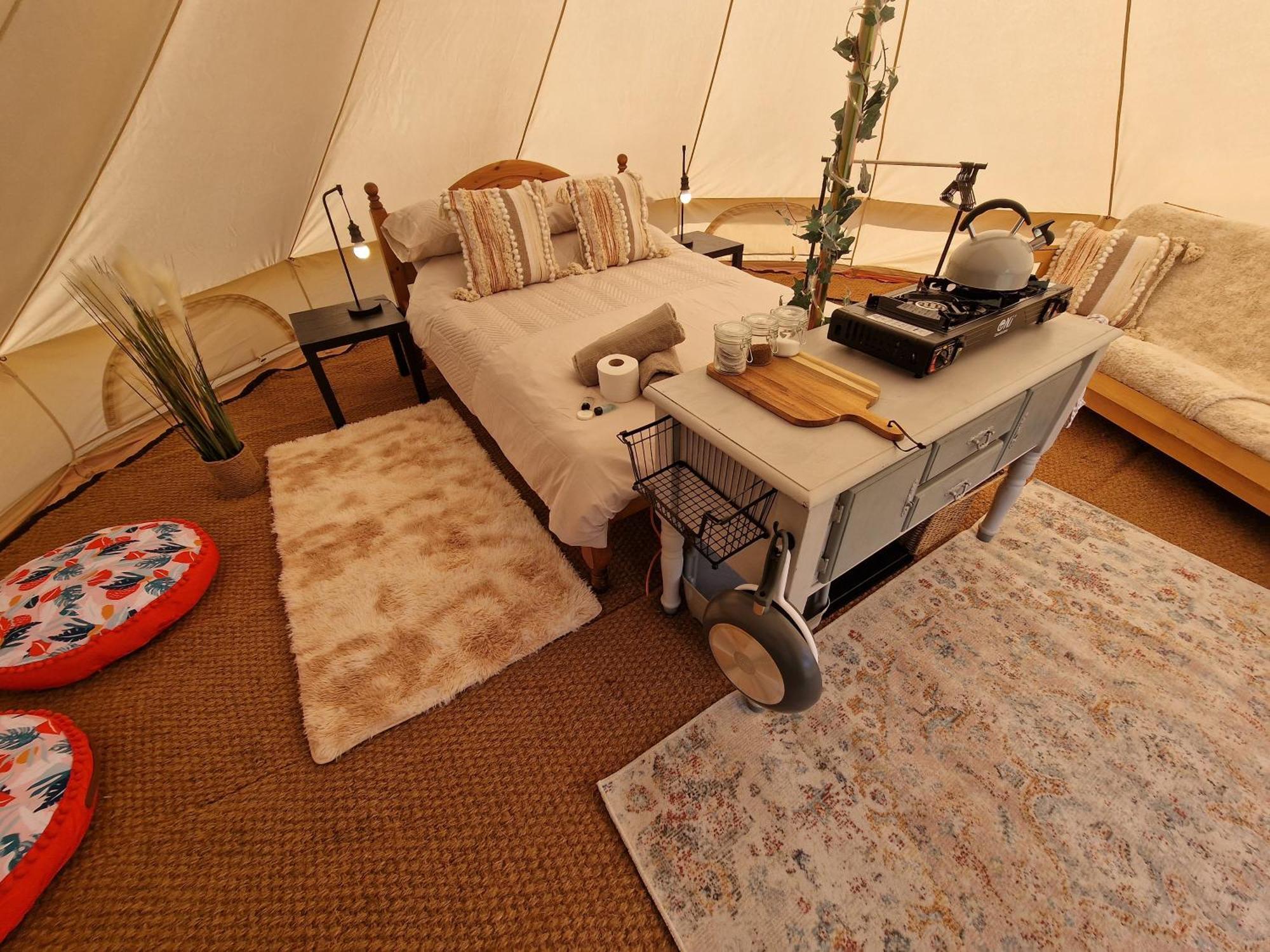 Beautiful 1-Bed Bell Tent In Holyhead Luaran gambar